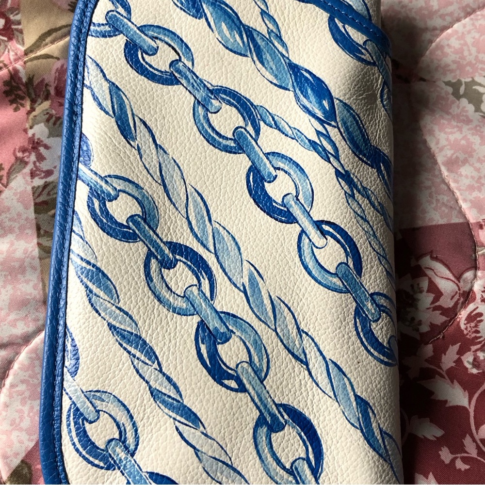 NWOT Brighton Travel Holder - Picture 2 of 5